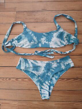 `Zaful Crystal Blue Tie Dye Wrap Bikini Set Super Cute!!  Sz 6